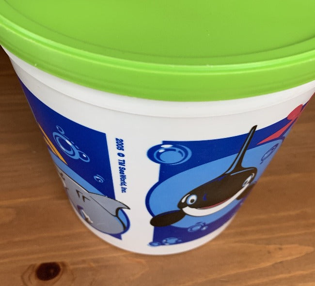 Seaworld Adventure Parks California Popcorn Bucket 2005 - Shamu