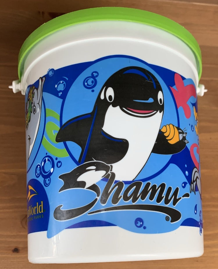 Seaworld Adventure Parks California Popcorn Bucket 2005 - Shamu