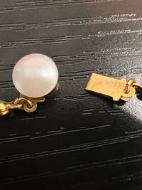 Vintage Avon Disney Faux White Pearls Bracelet