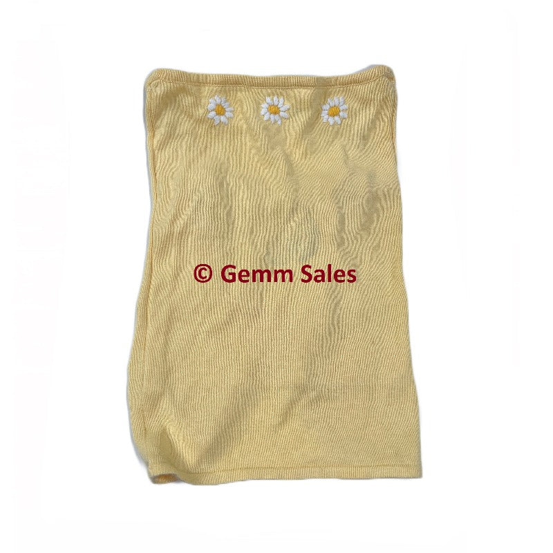 Daisy Embroidered Dog Sweater - Medium