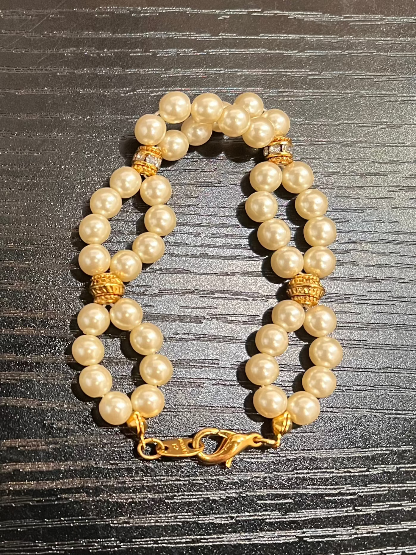 Vintage Avon Woman's Faux White Pearls Bracelet