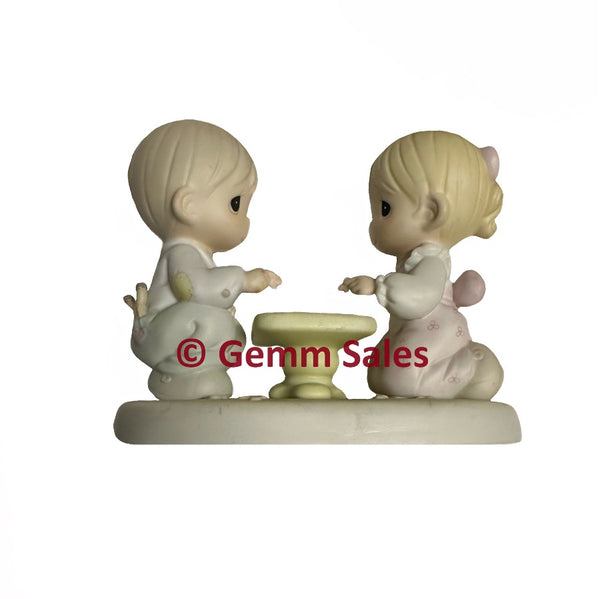 Precious Moments "Let's Put the Pieces together" Figurine 1997