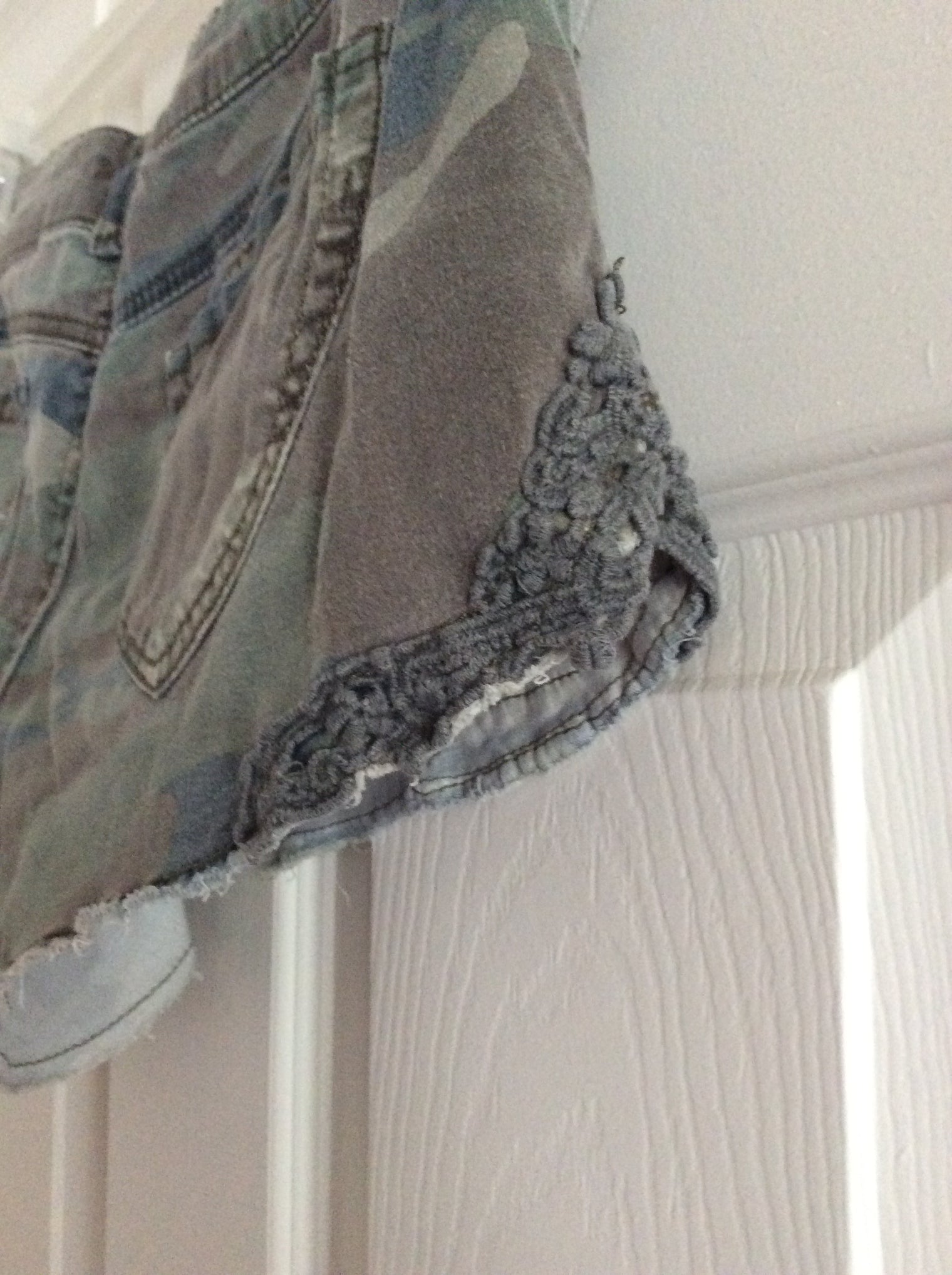 Jolt Camouflage Women's Shorts