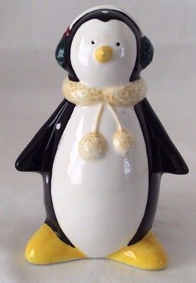 Snowman Salt & Pepper Shakers Earthenware, 1998 Sakura Inc., Debbie Mumm 1998