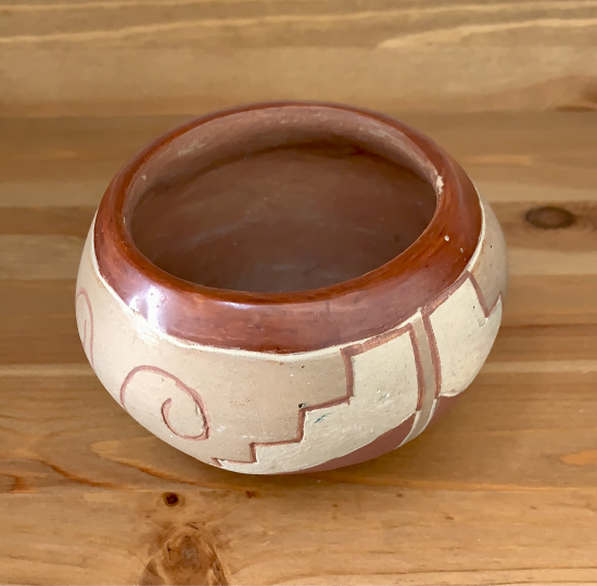 Vintage Small Ceramic Southwestern Pot Unsigned