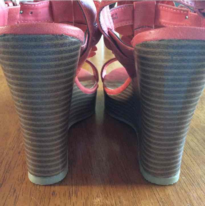 Gorgeous Madden Girl High Heels NWOT